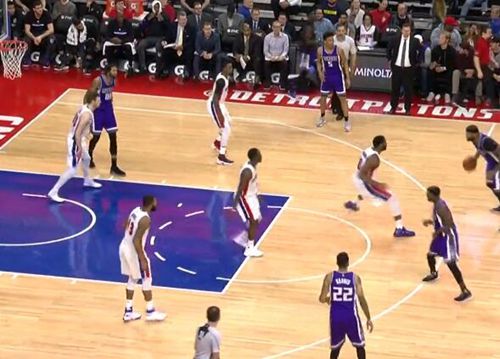 我认为穆勒留在我们这里符合整家俱乐部的利益。